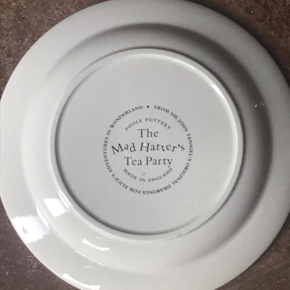 Alice in Wonderland White Rabbit plate Poole Pottery England RARE collectible - Picture 4 of 4